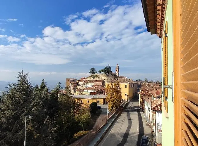 Casina Lubric Gasthuis Diano dʼAlba